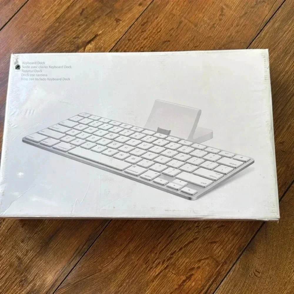 iPad Keyboard Dock